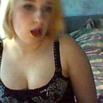 Horny for a chat MissVikki23